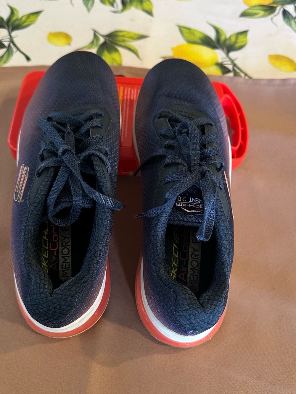Skechers Skechers-air Women’s Sneaker Navy Coral size 6